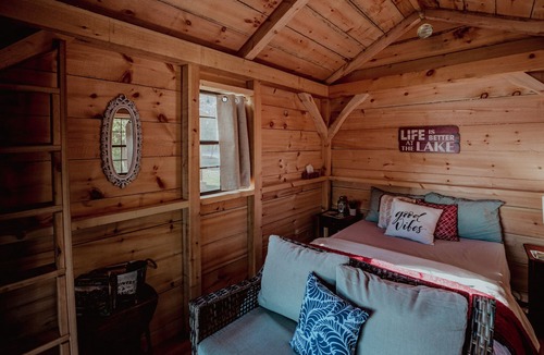 Whitestone Cabin | Site #61 | Red Pine Bunkie