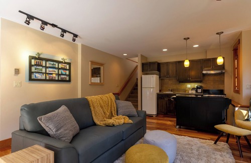 East Kootenay Condo | Ski-In/Bike-In @ FAR - Private & Secluded : Perfect for 2