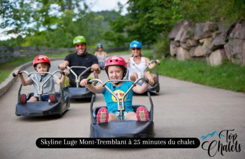 Saint-Faustin-Lac-Carre House | Ski-in/Car-out, HOT TUB with Amazing sunset view