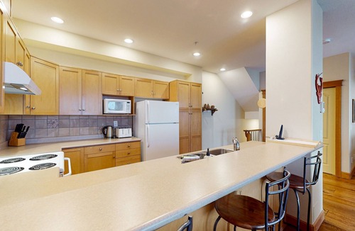 Big White Ski Resort House | Ski-in/ski-out townhome with unobstructed mountain views, hot tub, & fireplace