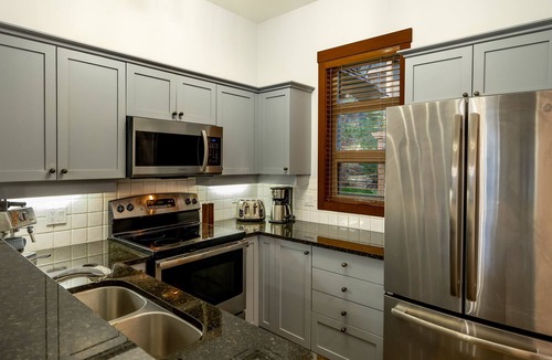 Upper Village House | Ski-In/Ski-Out | Mountain Views | Private Hot Tub | 2BR + Den | Managed by Aloha Whistler