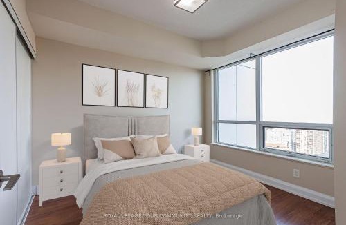 Willowdale Apartment | Sleek 1BR & Sttudy Condo - CN Tower, Skyline view - North York