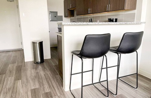 Corryville Apartment | Sleepover | Marvelous 1BD/1BA + Gym - Cincinnati