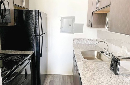 Corryville Apartment | Sleepover | Marvelous 1BD/1BA + Gym - Cincinnati