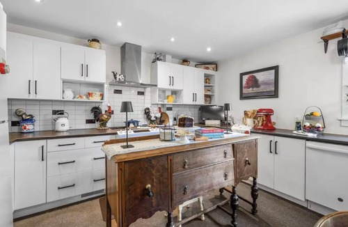 Clinton House | Sleeps 13, Restored Farmhouse at Red Sands Golf Course