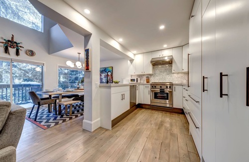 Upper Village House | Snowy Creek 3 - Ski in Ski out, Private Hot Tub, Short walk to Whistler village