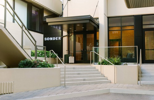 West End Apartment | Sonder at Revival | King Suite+
