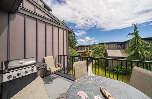 Sooke Villa | Sooke 2 Bedroom Townhome