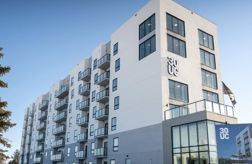 Fort Gary Apartment | South Wpg Close to UM Modern Chic + 1 Bdr+ Parking (106-30)