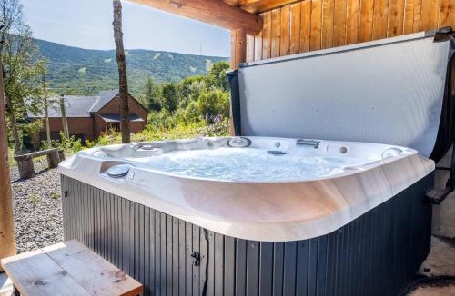 Saint-Philemon House | Spa and Mountain - Le Tennessee Whiskey