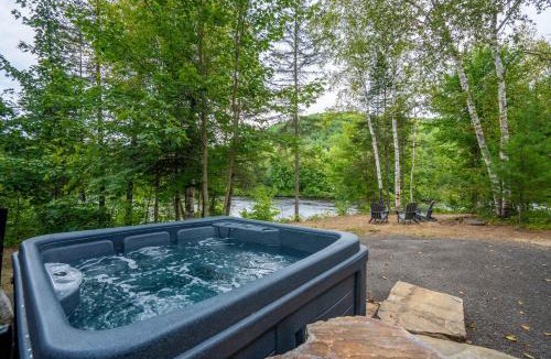 Mauricie Ski Chalet | Spa et River - Le Grand-Pic