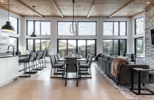 Saint Come Ski Chalet | Spa & Mountain View - Le Eastman View
