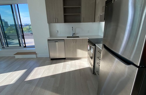 Downsview Condo | Spacious 2-Bed + Den Condo with Huge Terrace & Stunning Views