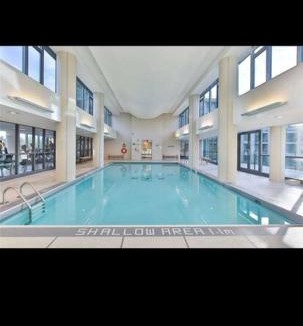 Fort York Apartment | Spacious 2 Bedroom plus Den, 2 Bath, Sleeps 5 with Balcony and Lakeview Downtown Toronto Condo