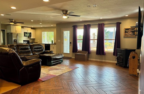Toquerville Apartment | Spacious 2bedroom apartment in Charming Toquerville with Hot tub, Full kitchen
