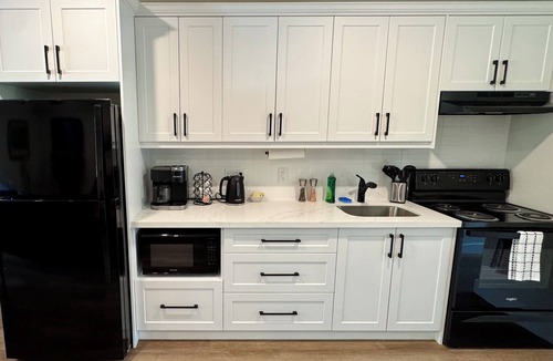 Burk's Falls Apartment | Spacious 2BR Retreat in Nature
