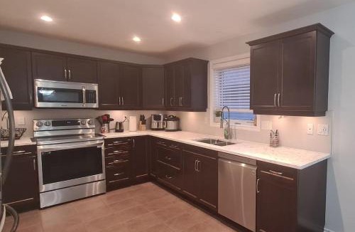 Stonebridge House | Spacious 4BR-4BA House for Large Families & Group in Stonebridge