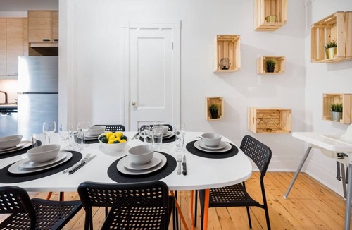 Sainte-Marie Apartment | Spacious 5-BR Retreat | Perfect for Families & Groups | Prime Location