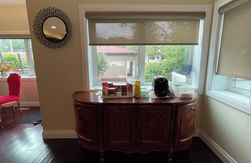 Northwest Edmonton House | Spacious 6-bedroom house in central Edmonton with AC, WiFi, Parking