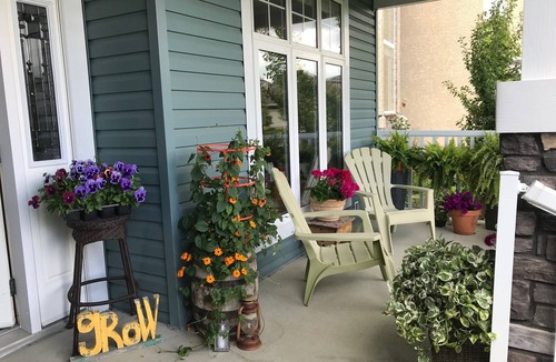 St. Albert House | Spacious and Welcoming Home awaits you!
