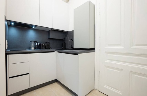 Funfhaus Apartment | Spacious apartment with a balcony
