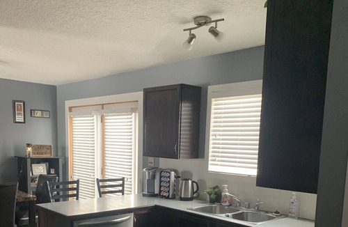 Sylvan Lake House | Spacious Basement get-a-way in Sylvan Lake AB.