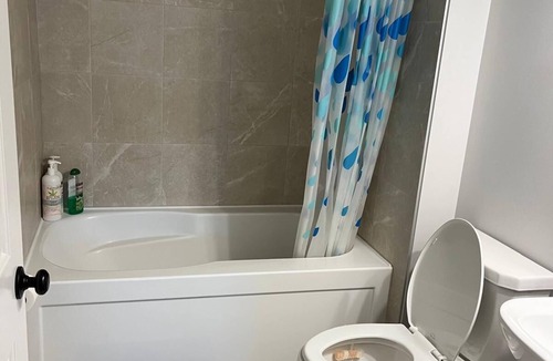 Chestermere Apartment | Spacious & Cozy Private Room in a Family Home with Private Washroom.
