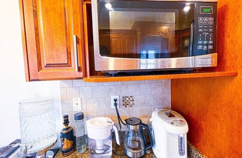 Renfrew-Collingwood House | Spacious Family Home with Garden in Vancouver