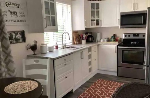 Comox Apartment | Spacious garden suite in beautiful Comox.