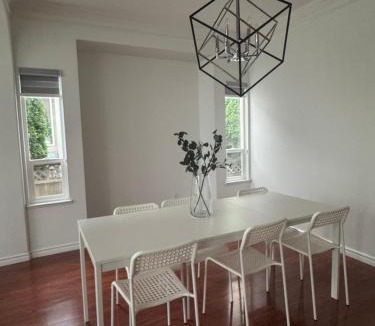 Fleetwood Apartment | Spacious Getaway in Surrey