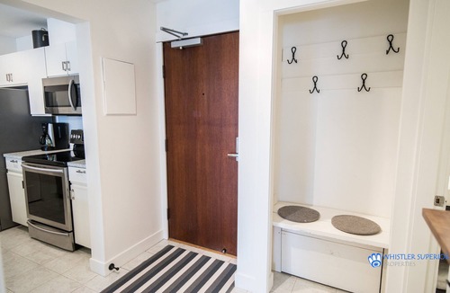 Blackcomb Condo | Spacious Glacier Lodge condo with true ski-in/ski-out access and large pool and hot tubs.