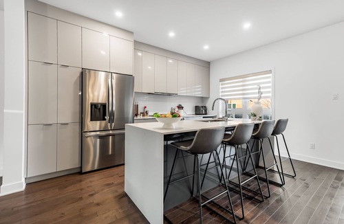 Pointe Claire Villa | Spacious Modern Brand New Home