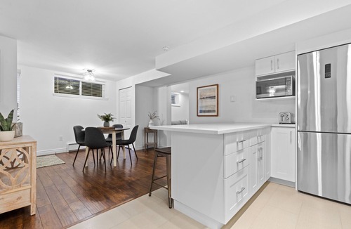 Sardis House | Spacious & Peaceful Getaway With King Bed Near Cultus & Vedder River in Garrison