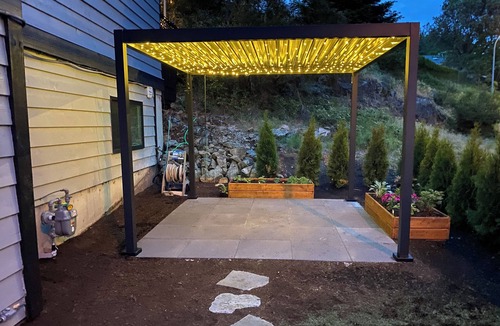 Departure Bay House | Spacious self contained one bedroom suite near departure bay beach