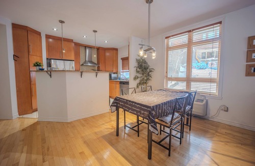 Quartier des Spectacles Condo | *SPECIAL RATES * 2 bedrooms condo with garage and terrasse - * GREAT LOCATION*