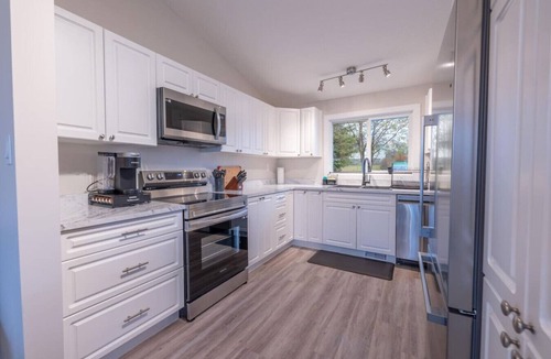 Hinton House | Specifically Designed for Large Families
