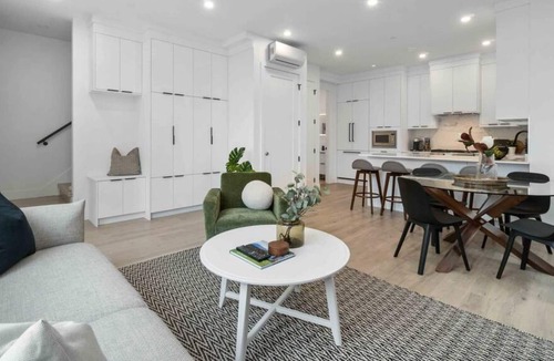 Sunset House | Spectacular 3BD Home!