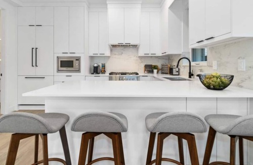 Sunset House | Spectacular 3BD Home!