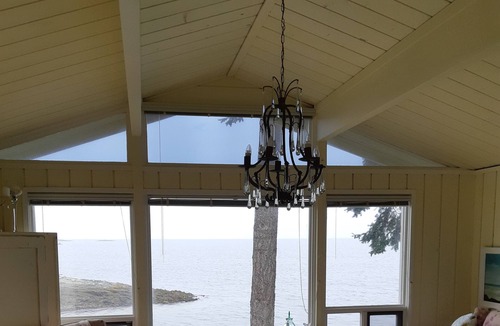 Regional District of Nanaimo House | Spectacular View Ocean Beach House With Water Access, Near Golf Course, Marina