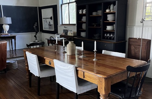 Flesherton House | Spend the holidays in the beautiful Beaver Valley at the Vandeleur Schoolhouse.