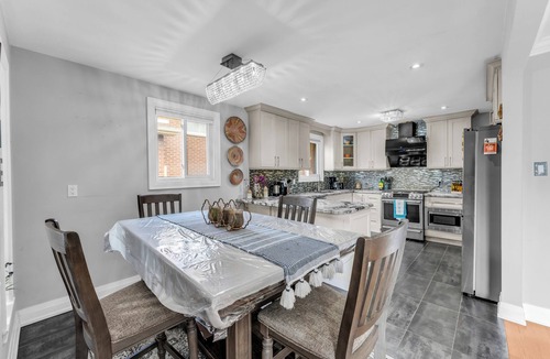 Rathwood House | Square One Stylish 5 bed Home