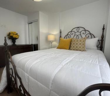 Downtown Apartment | St Catharines Niagara Escape