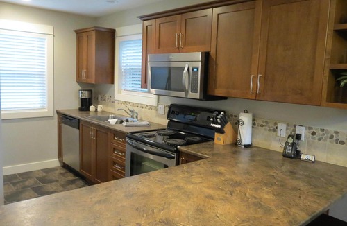 Regional District of Nanaimo Cottage | Starfish Cottage - Oceanside Village Resort