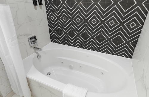 Alderwood Hotel | Stay Inn