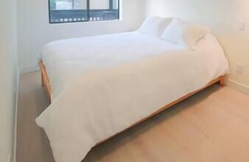 Downtown Eastside Apartment | Staycation in New 2-Bedroom Condo, Japantown