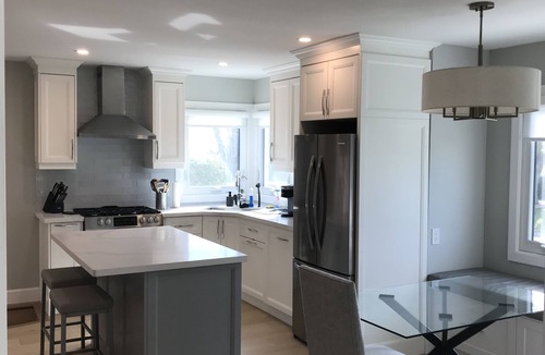 Meaford House | Steps away from Georgina bay beach