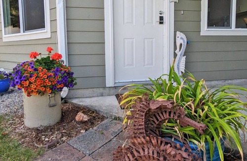 Mill Bay House | Steps To The Beach