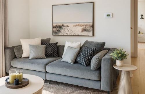 North Kawartha House | Stoney Lake Cottage with Private Dock by Leavetown Vacations