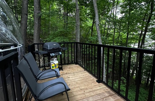 Parry Sound Apartment | Studio Capsule House in Parry Sound #31