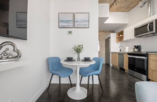 Connaught Apartment | Studio Just Steps from Stampede Park: Luxury Living